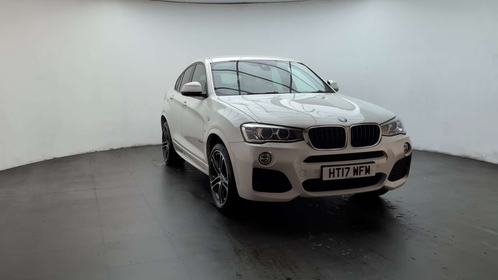 2017 BMW X4 2017 BMW X4