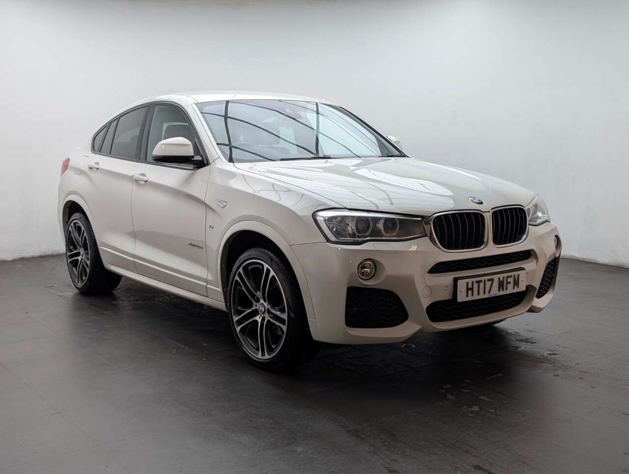 2017 BMW X4 2017 BMW X4
