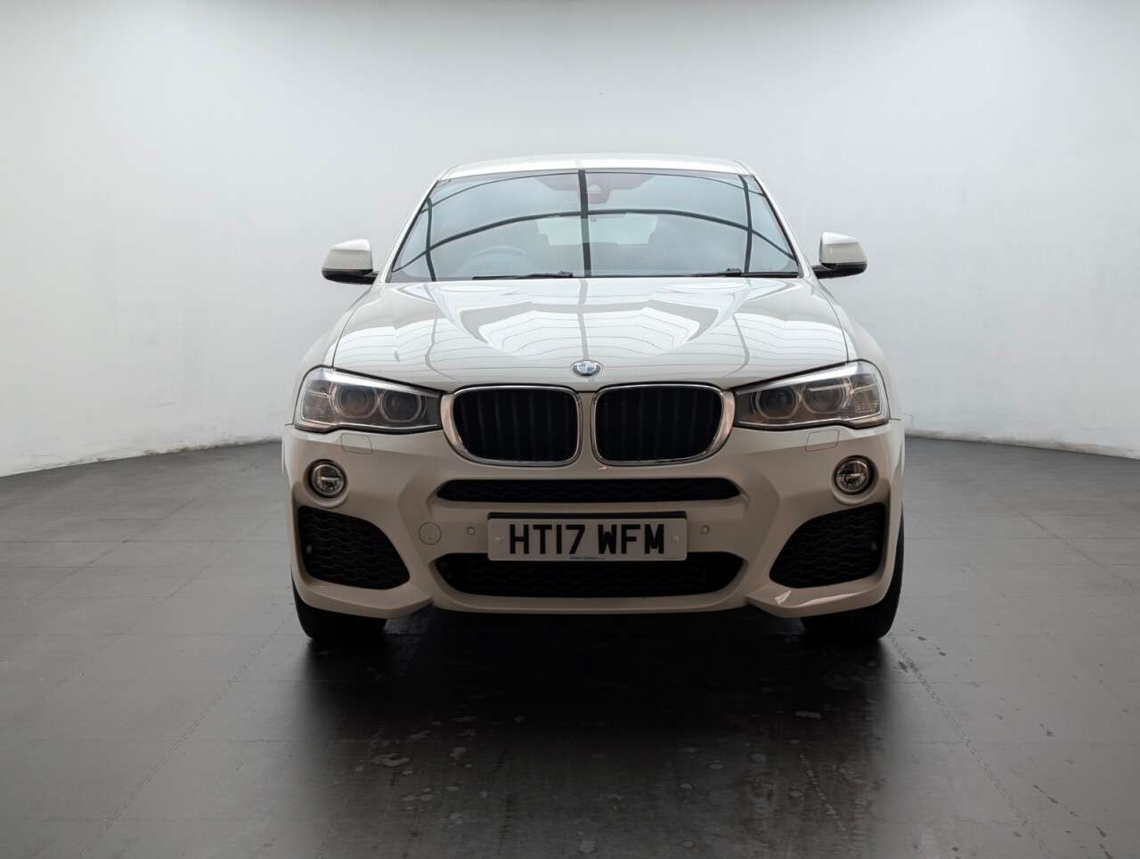 2017 BMW X4 2017 BMW X4