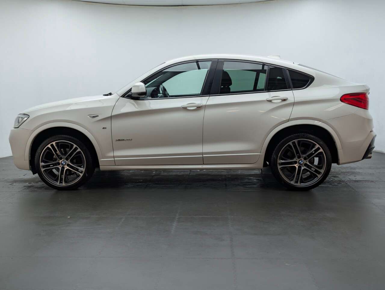 2017 BMW X4 2017 BMW X4