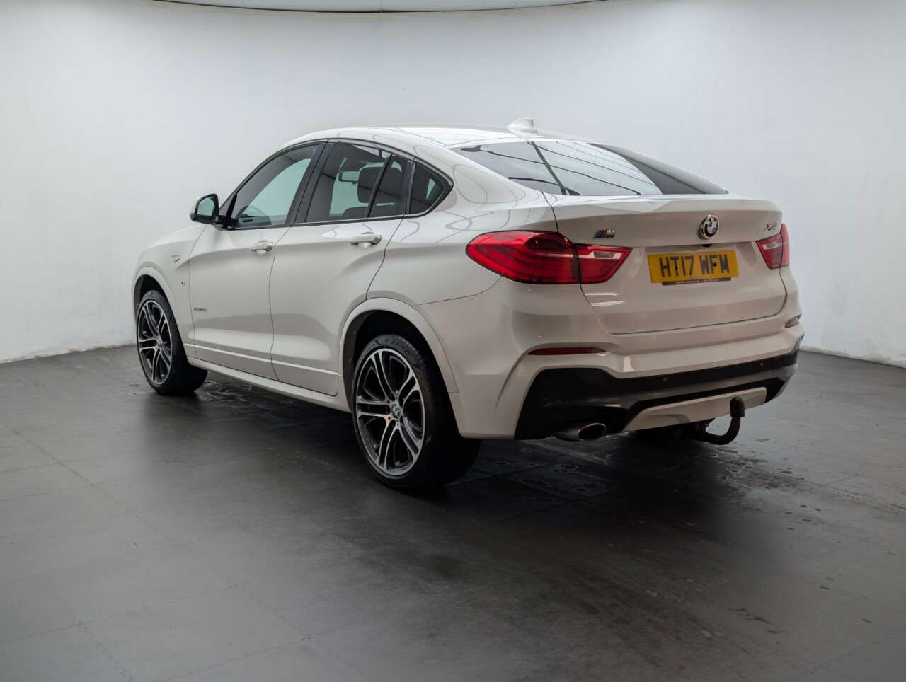 2017 BMW X4 2017 BMW X4
