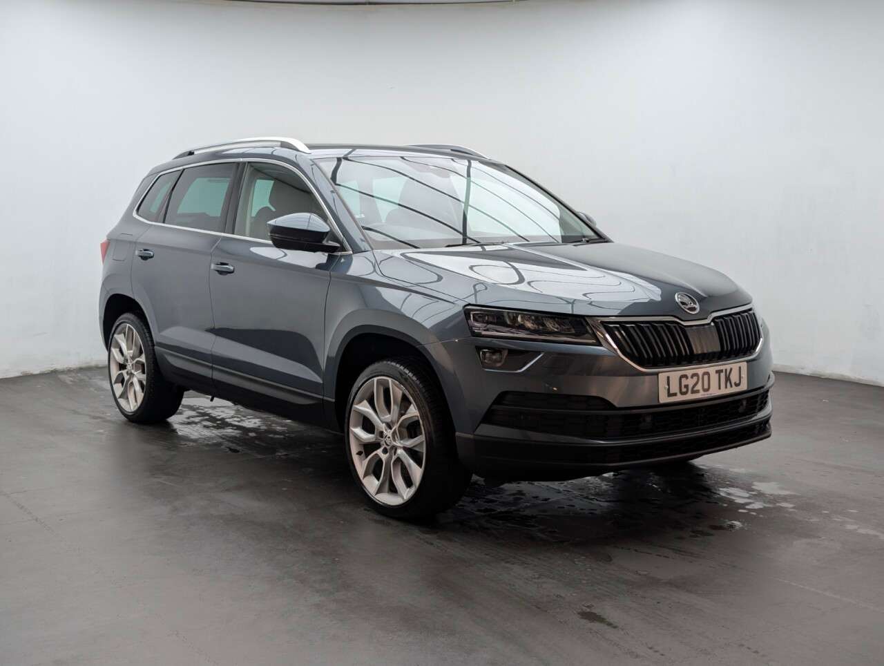 A 2020 SKODA KAROQ 1.5 TSI ACT Edition SUV 5dr Petrol DSG Euro 6 (s/s) (150 ps) - CRUISE CONTR A 2020 SKODA KAROQ 1.5 TSI ACT Edition SUV 5dr Petrol DSG Euro 6 (s/s) (150 ps) - CRUISE CONTR