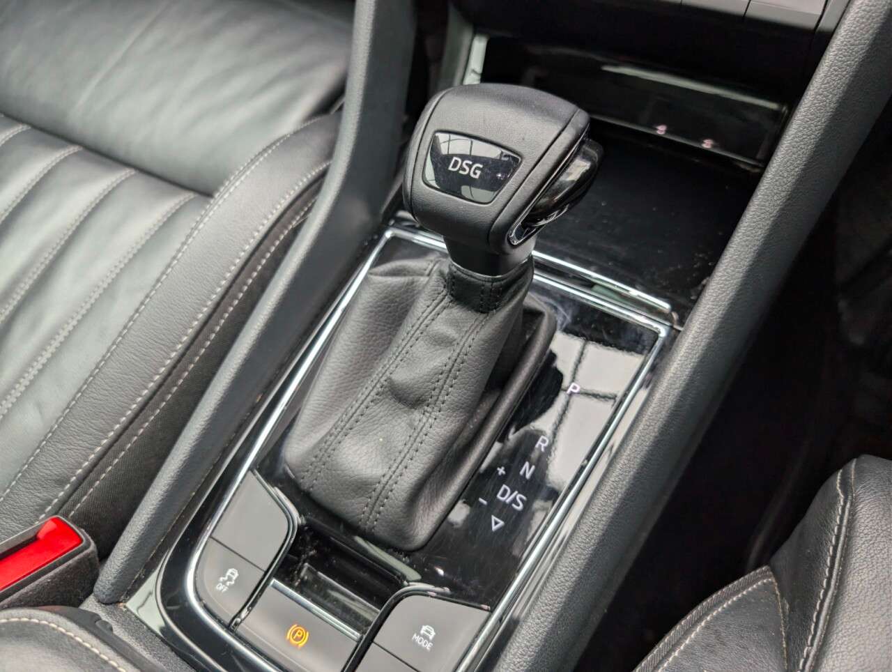 2020 SKODA KAROQ 2020 SKODA KAROQ