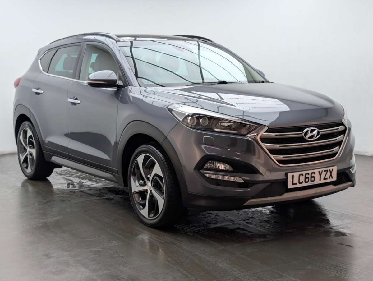 Check out this Hyundai Tucson 2016 Diesel Manual