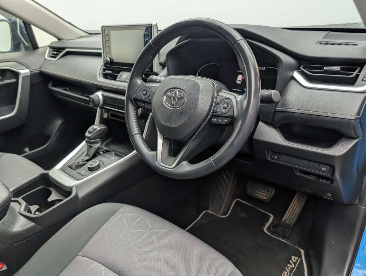2019 TOYOTA RAV4 2019 TOYOTA RAV4
