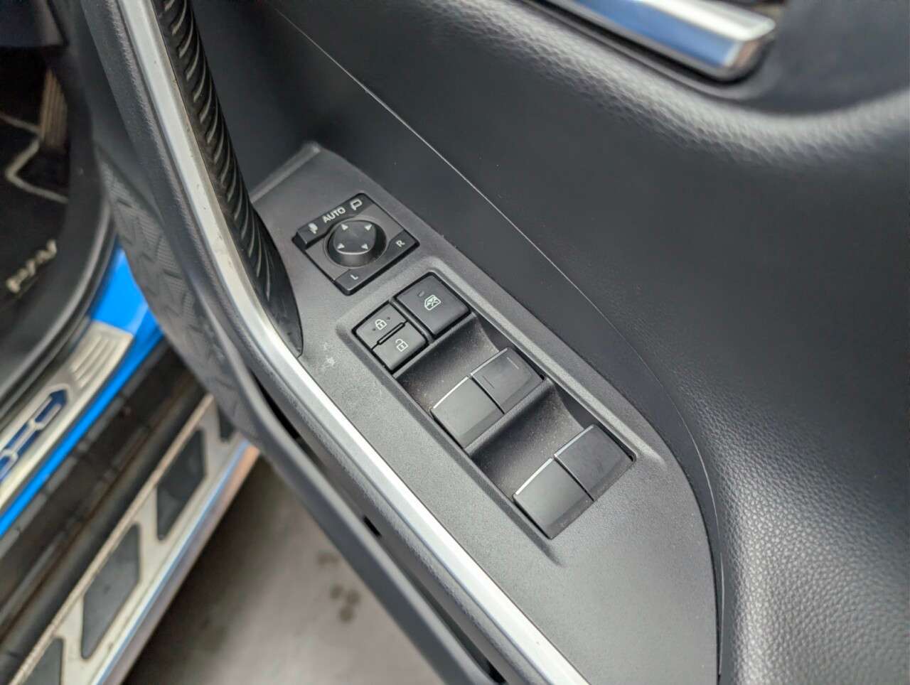 2019 TOYOTA RAV4 2019 TOYOTA RAV4