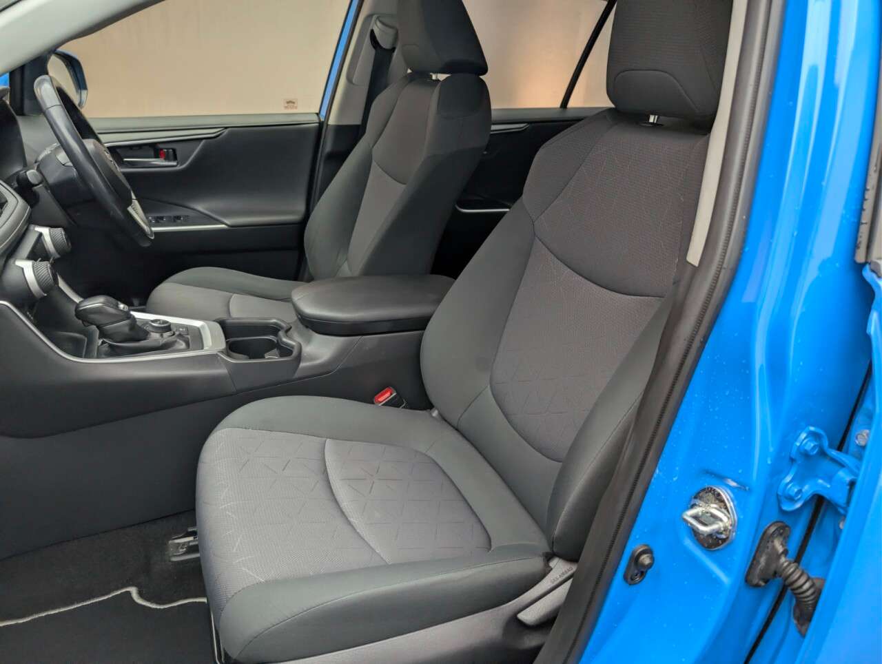 2019 TOYOTA RAV4 2019 TOYOTA RAV4