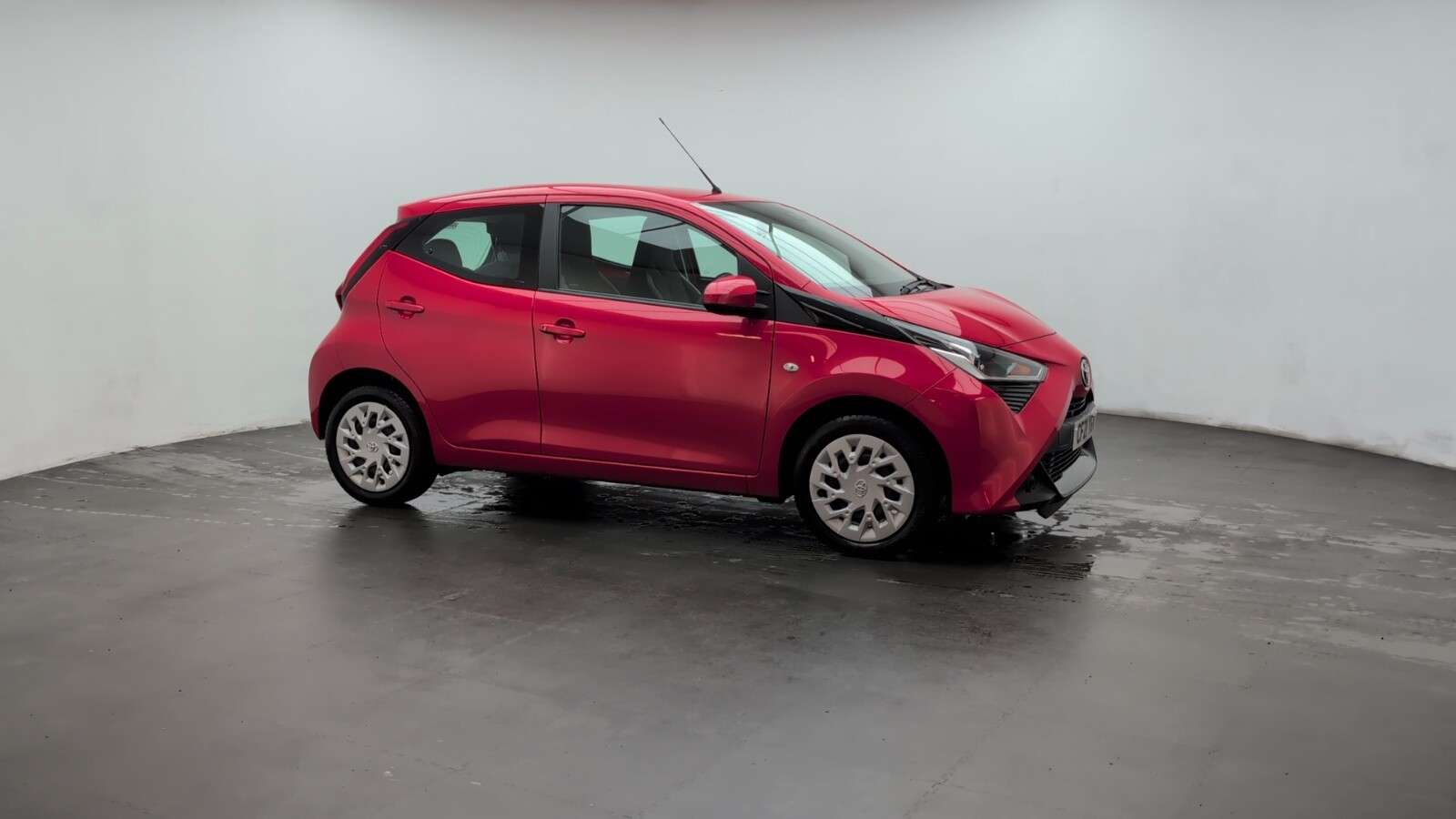 2021 TOYOTA AYGO 2021 TOYOTA AYGO