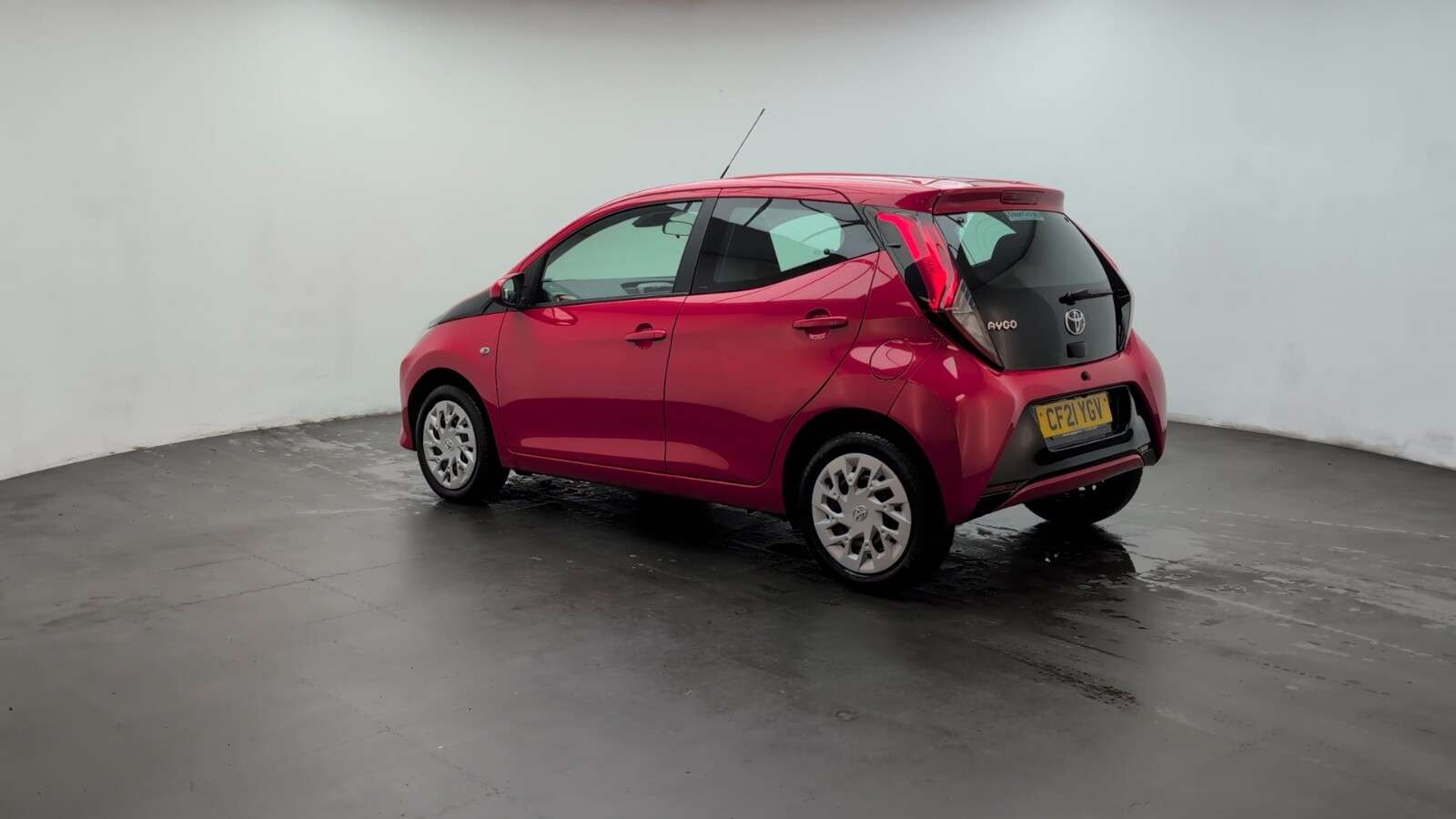 2021 TOYOTA AYGO 2021 TOYOTA AYGO