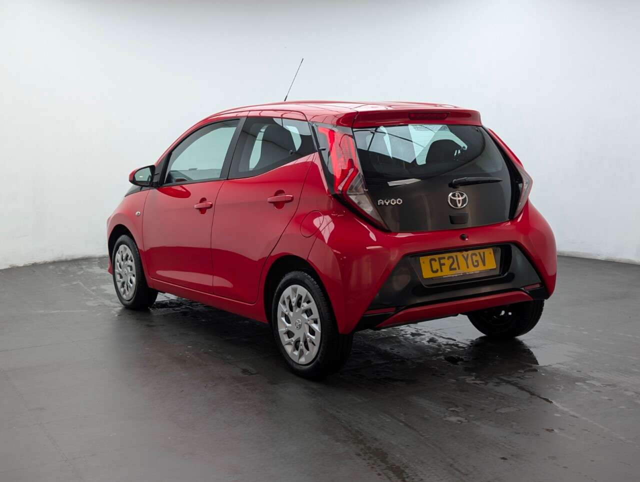 2021 TOYOTA AYGO 2021 TOYOTA AYGO