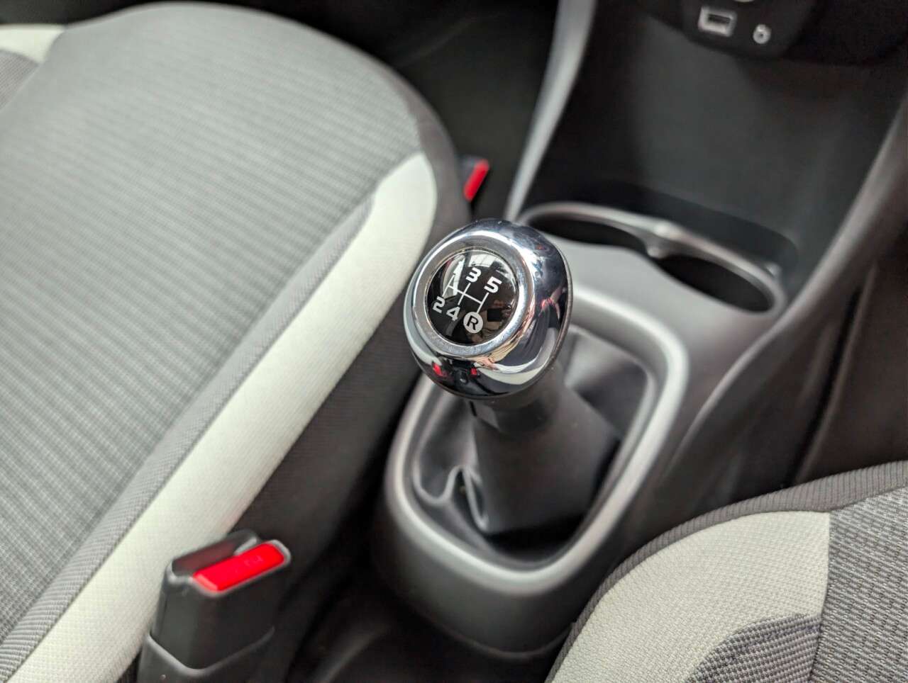 2021 TOYOTA AYGO 2021 TOYOTA AYGO