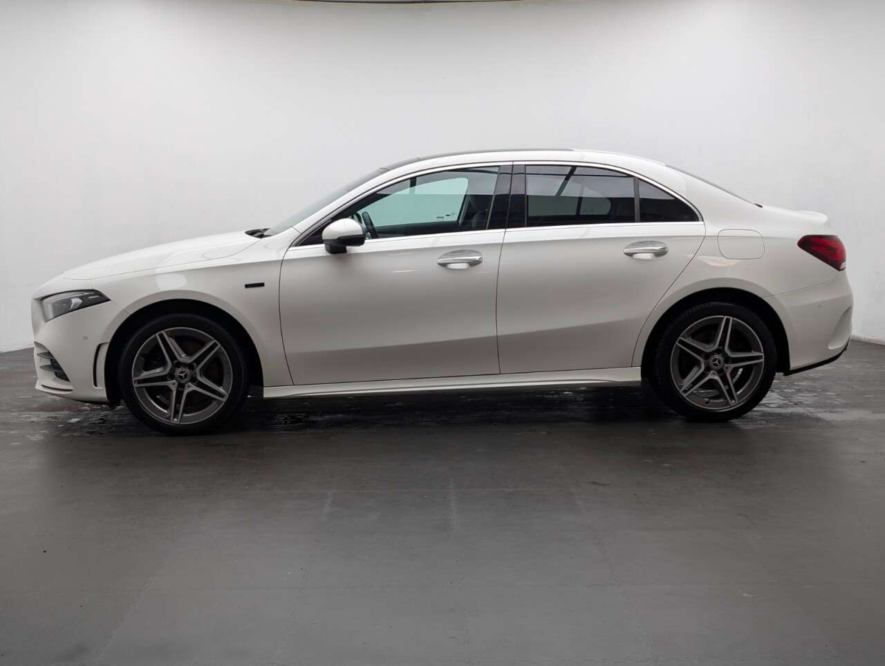 2020 MERCEDES-BENZ A CLASS 2020 MERCEDES-BENZ A CLASS