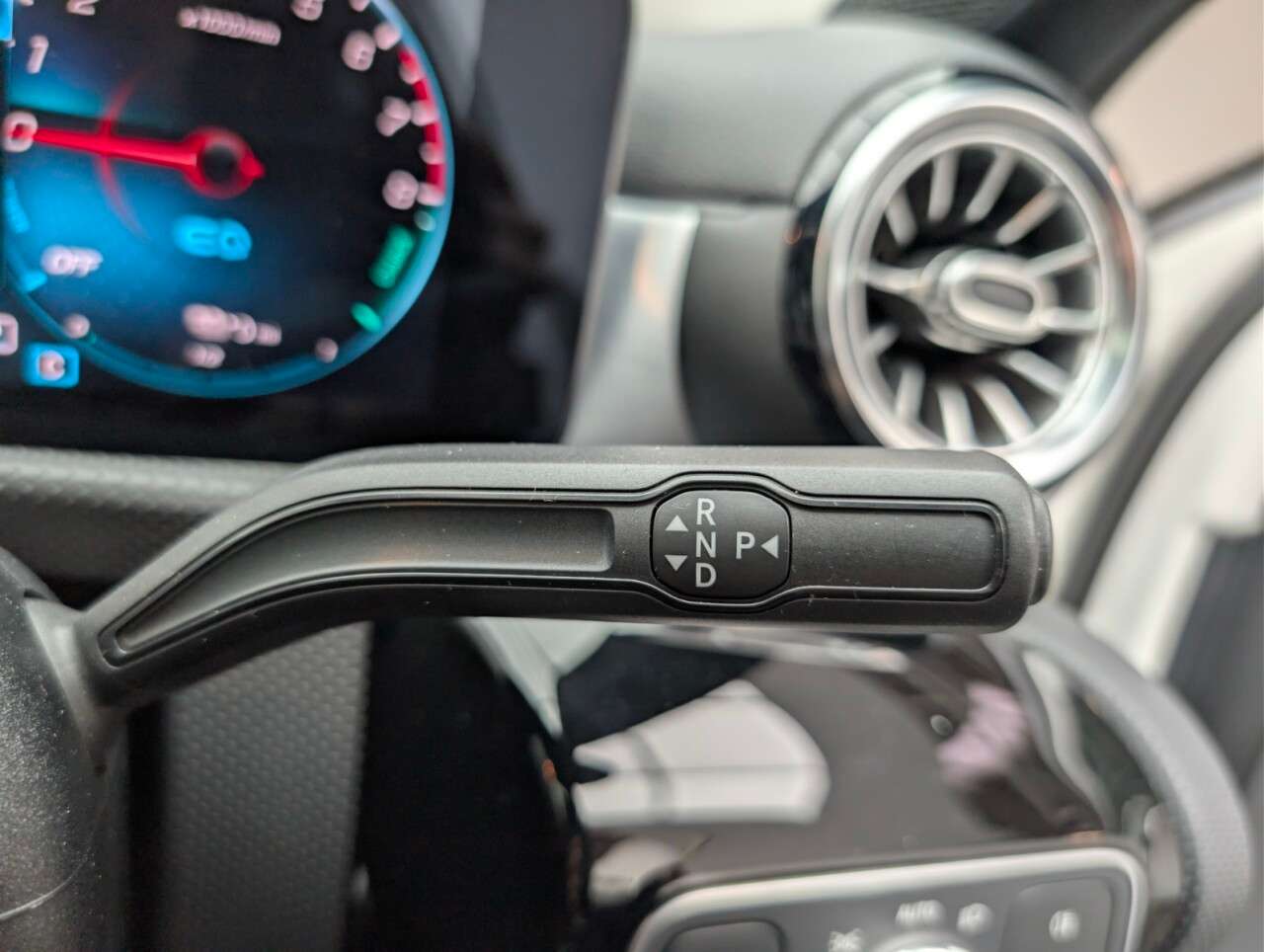 2020 MERCEDES-BENZ A CLASS 2020 MERCEDES-BENZ A CLASS