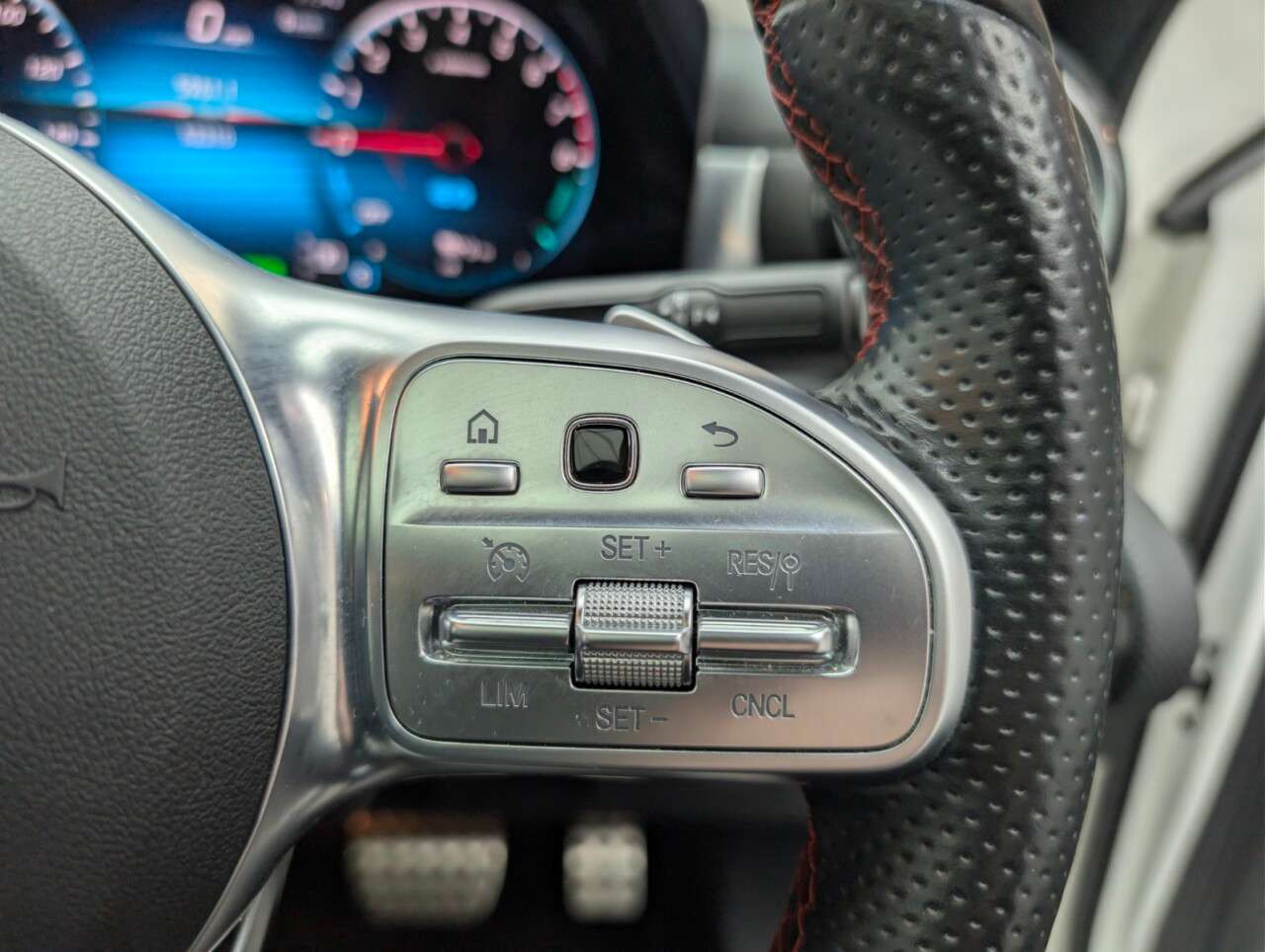 2020 MERCEDES-BENZ A CLASS 2020 MERCEDES-BENZ A CLASS