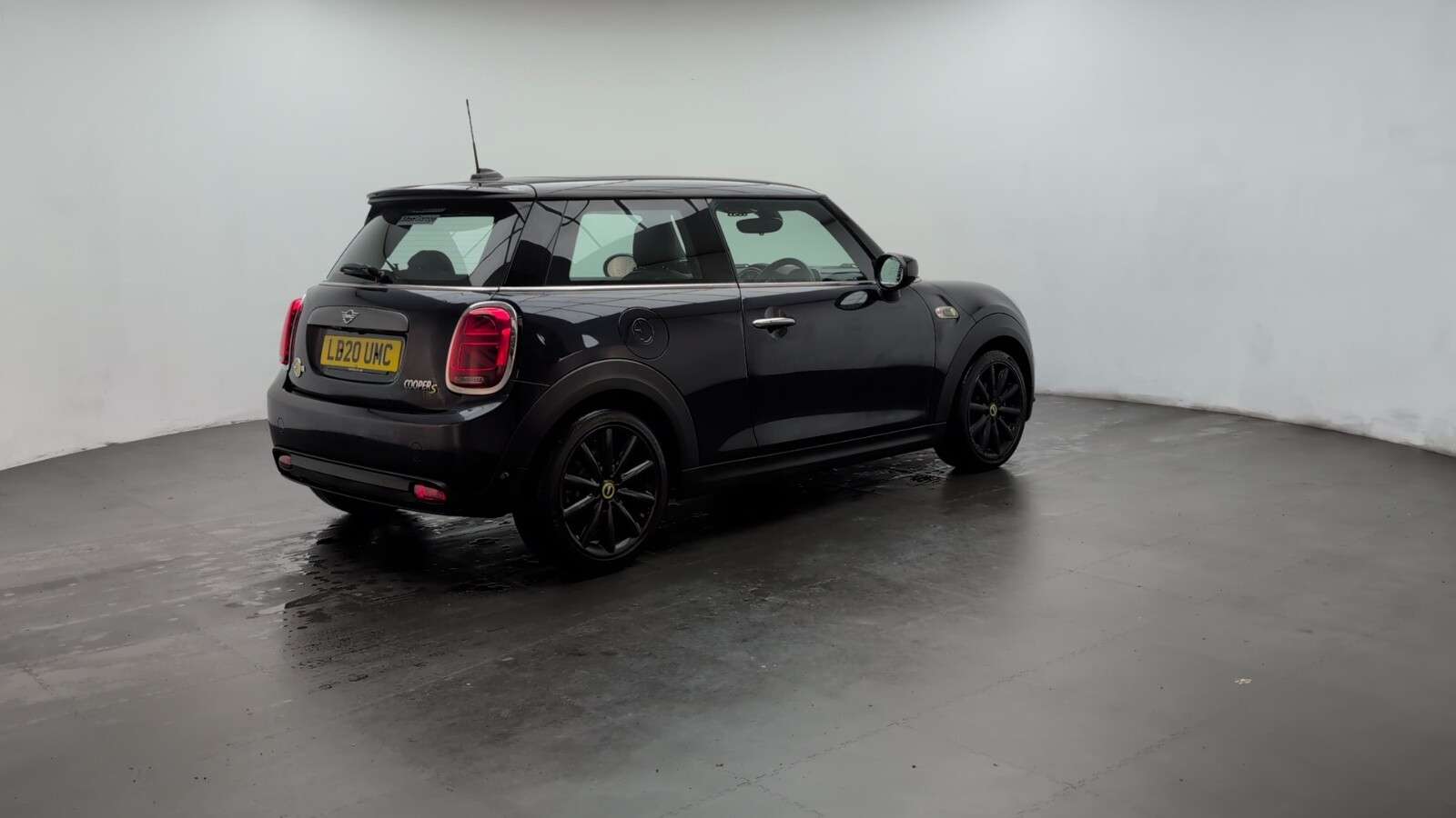 2020 MINI ELECTRIC HATCH 2020 MINI ELECTRIC HATCH