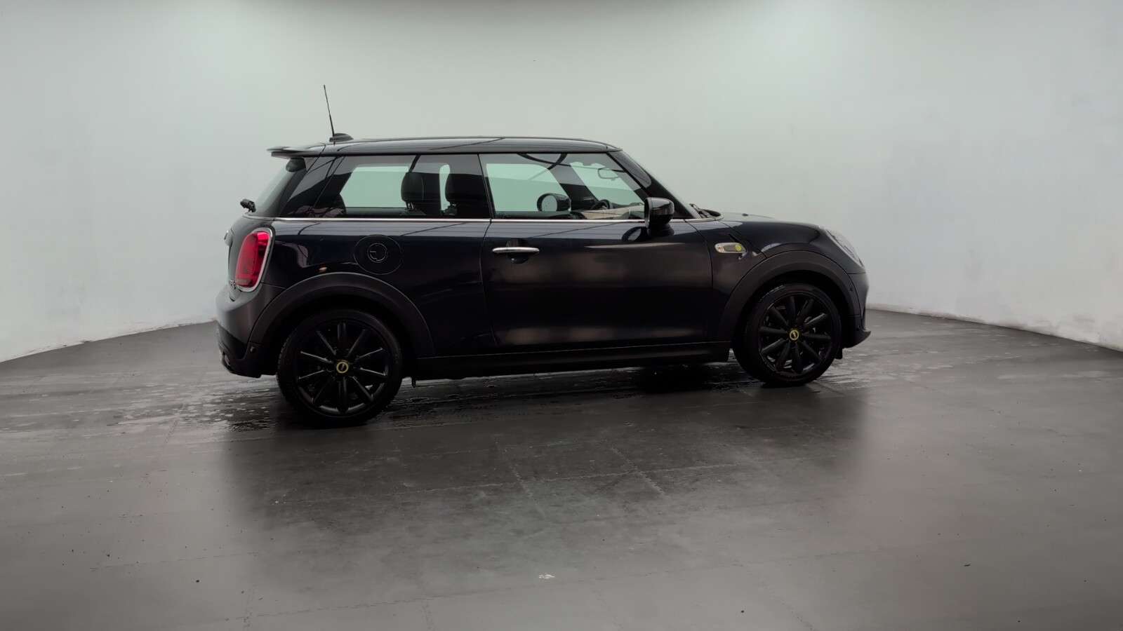 2020 MINI ELECTRIC HATCH 2020 MINI ELECTRIC HATCH