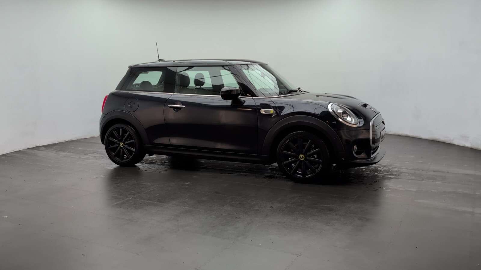 2020 MINI ELECTRIC HATCH 2020 MINI ELECTRIC HATCH
