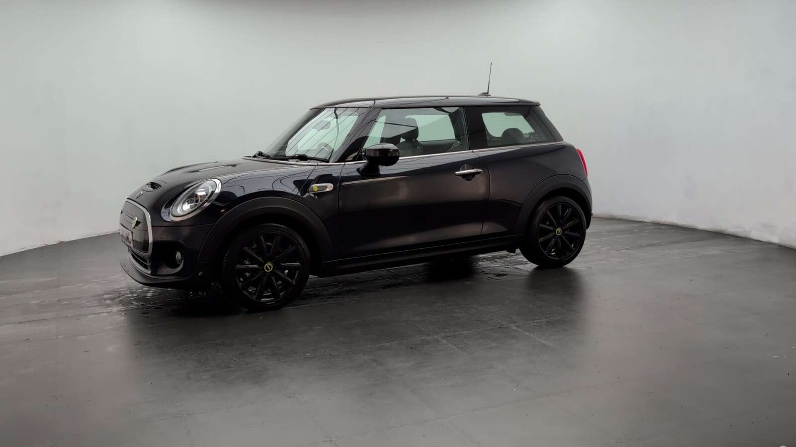 2020 MINI ELECTRIC HATCH 2020 MINI ELECTRIC HATCH