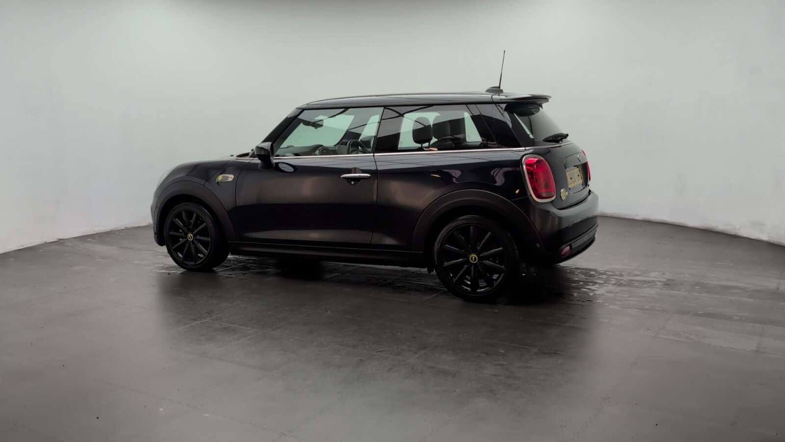 2020 MINI ELECTRIC HATCH 2020 MINI ELECTRIC HATCH