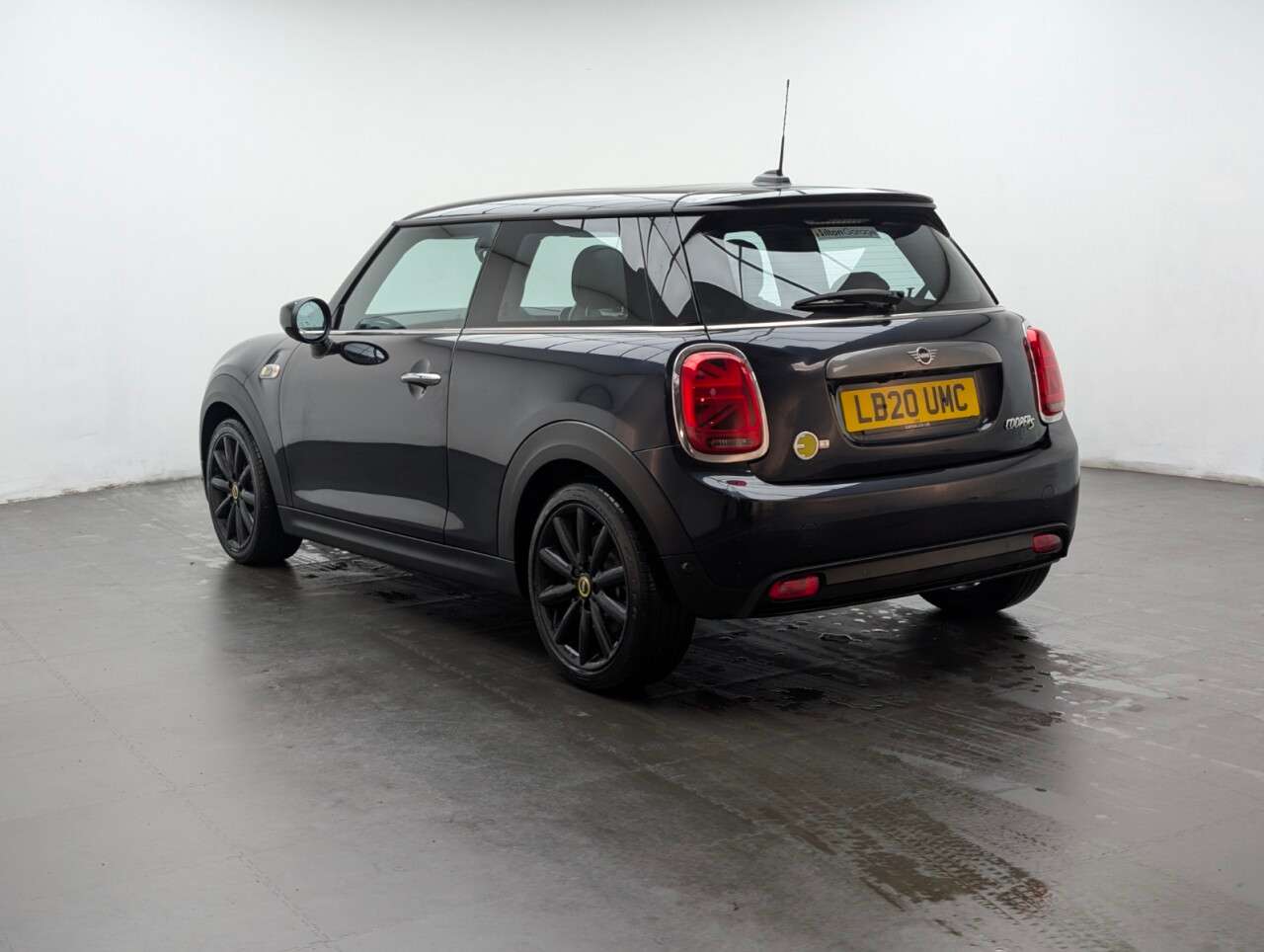 2020 MINI ELECTRIC HATCH 2020 MINI ELECTRIC HATCH