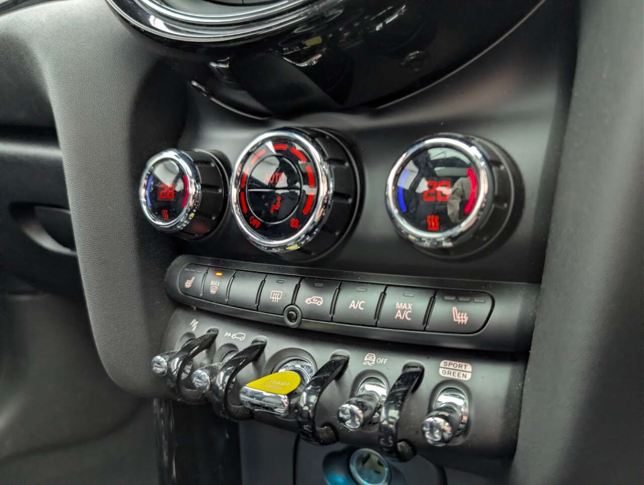 2020 MINI ELECTRIC HATCH 2020 MINI ELECTRIC HATCH