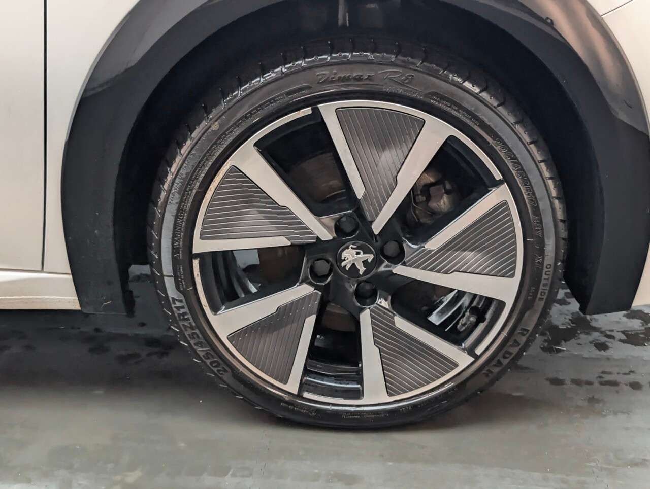 2021 PEUGEOT E-208 2021 PEUGEOT E-208