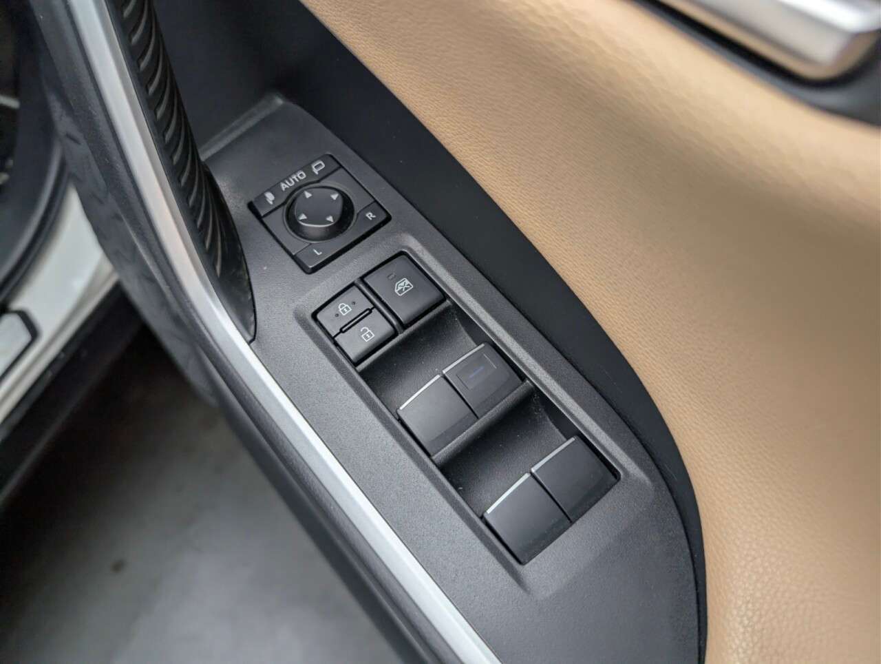 2019 TOYOTA RAV4 2019 TOYOTA RAV4