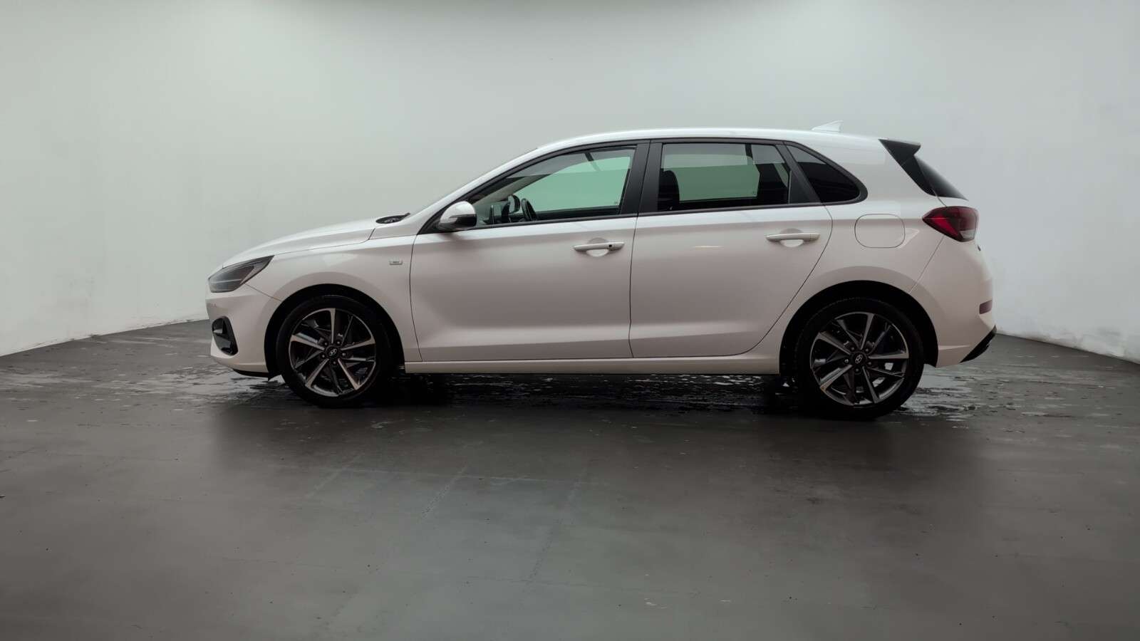 2021 HYUNDAI I30 2021 HYUNDAI I30