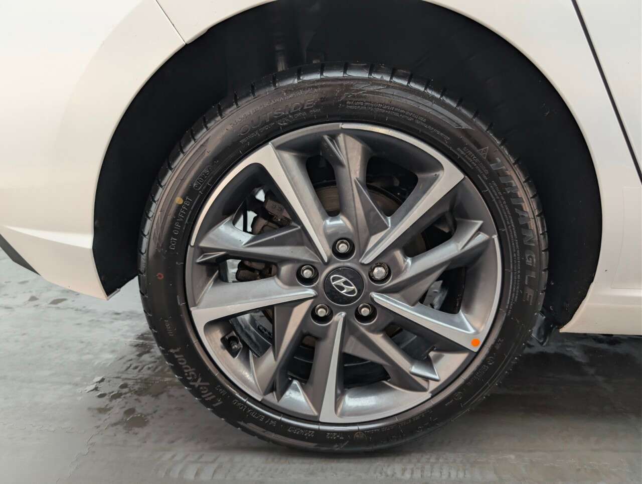 2021 HYUNDAI I30 2021 HYUNDAI I30