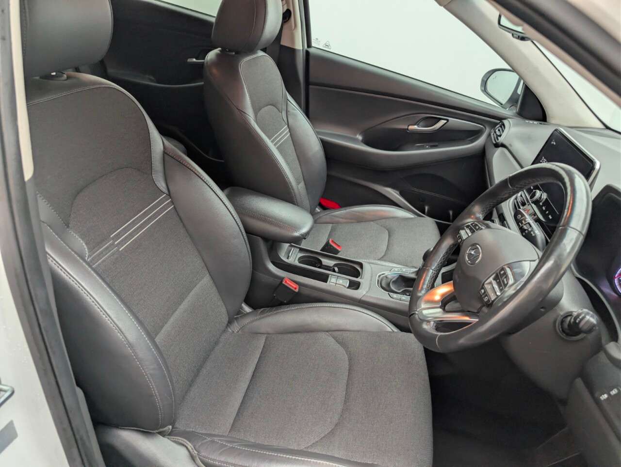 2021 HYUNDAI I30 2021 HYUNDAI I30