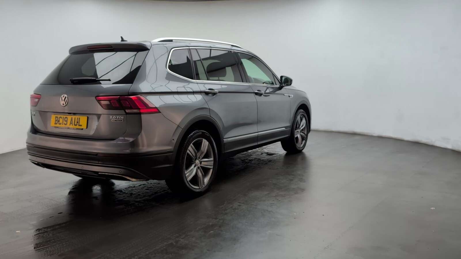 2019 VOLKSWAGEN TIGUAN ALLSPACE 2019 VOLKSWAGEN TIGUAN ALLSPACE