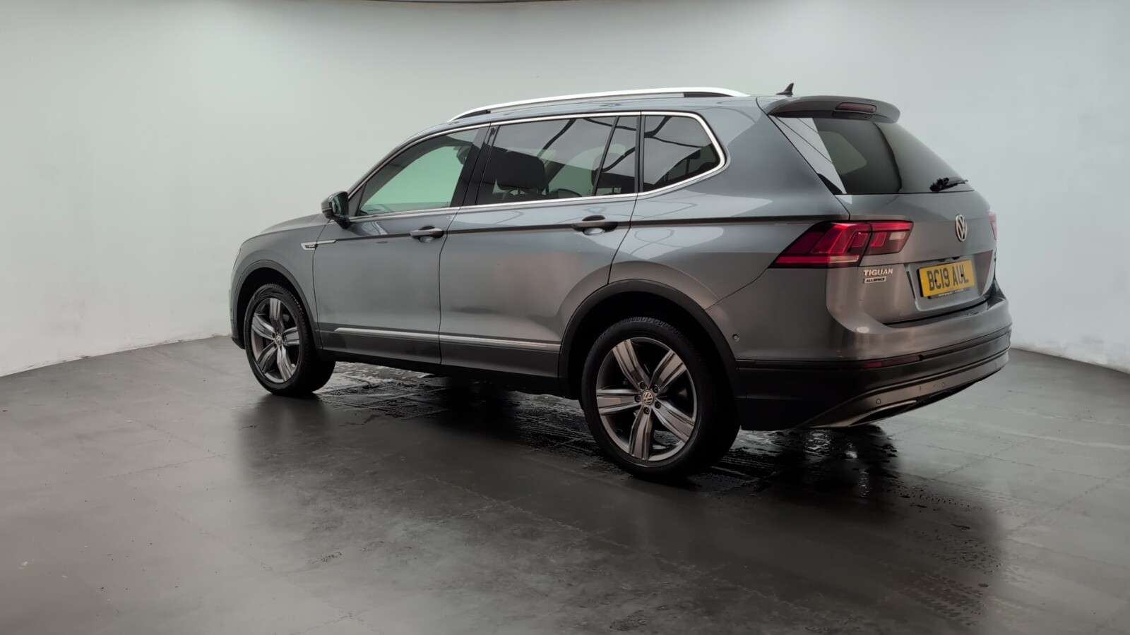 2019 VOLKSWAGEN TIGUAN ALLSPACE 2019 VOLKSWAGEN TIGUAN ALLSPACE