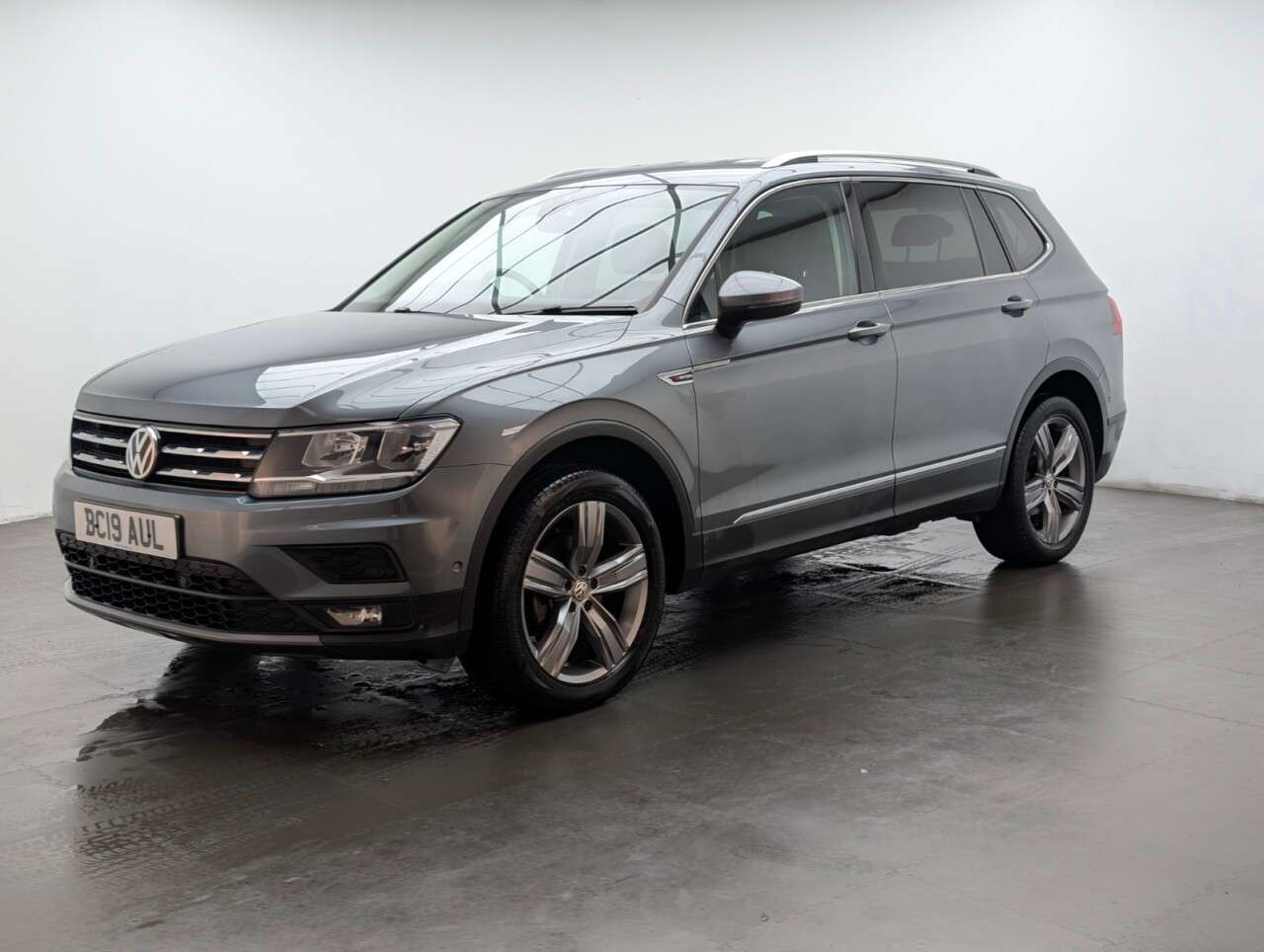 2019 VOLKSWAGEN TIGUAN ALLSPACE 2019 VOLKSWAGEN TIGUAN ALLSPACE