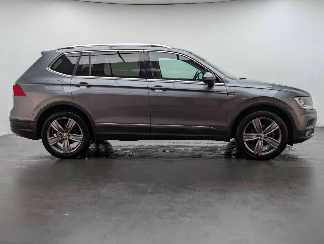 2019 VOLKSWAGEN TIGUAN ALLSPACE 2019 VOLKSWAGEN TIGUAN ALLSPACE