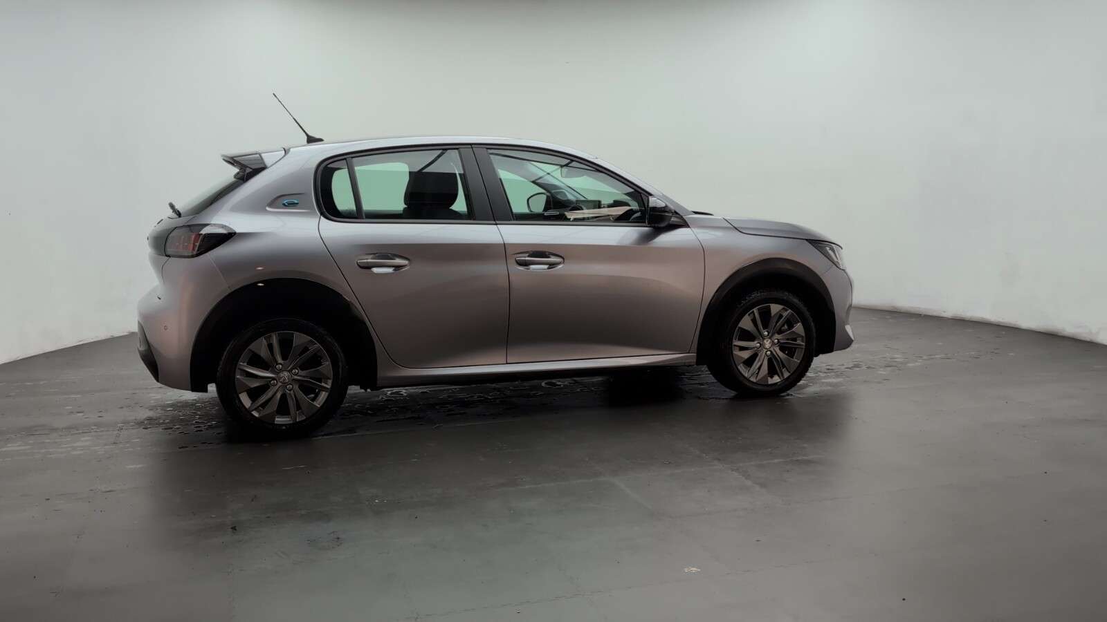 2022 PEUGEOT E-208 2022 PEUGEOT E-208