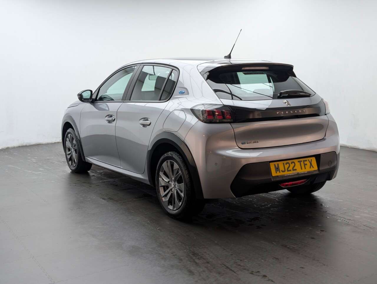 2022 PEUGEOT E-208 2022 PEUGEOT E-208