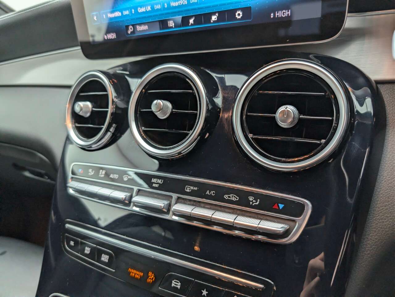 2021 MERCEDES-BENZ GLC 2021 MERCEDES-BENZ GLC