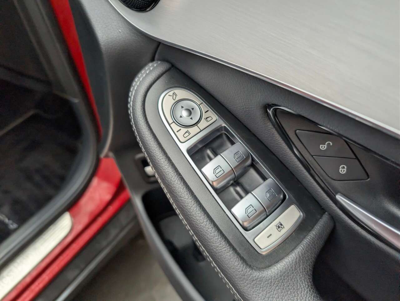 2021 MERCEDES-BENZ GLC 2021 MERCEDES-BENZ GLC