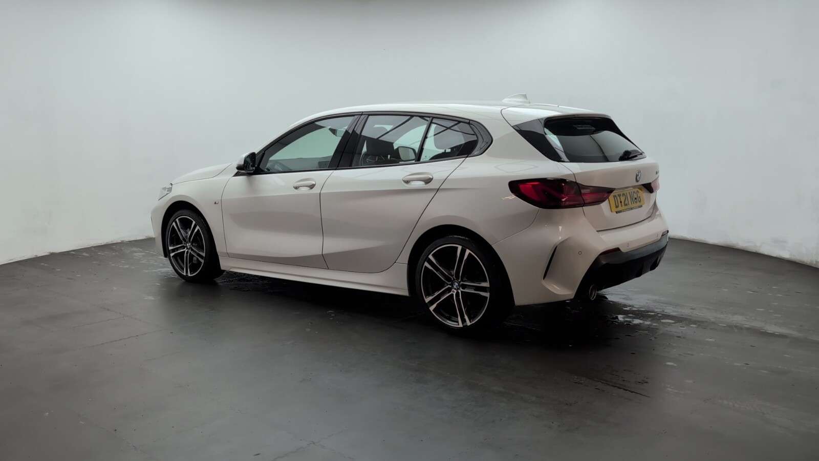 2021 BMW 1 SERIES 2021 BMW 1 SERIES