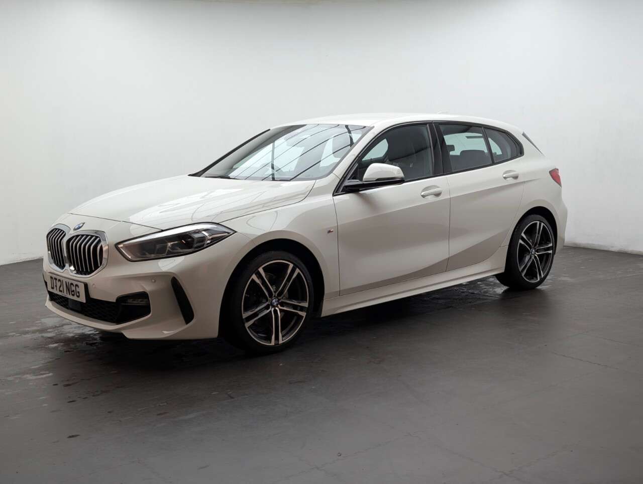 2021 BMW 1 SERIES 2021 BMW 1 SERIES