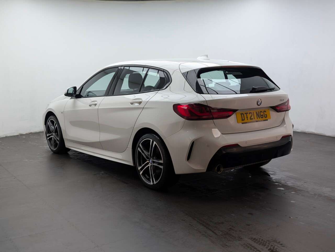 2021 BMW 1 SERIES 2021 BMW 1 SERIES