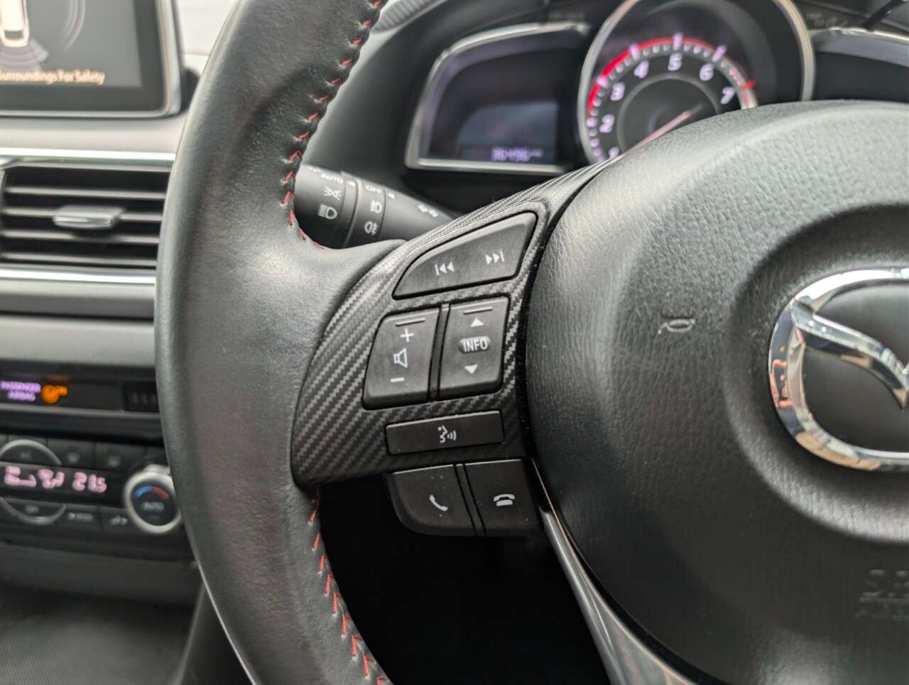 2015 MAZDA MAZDA3 2015 MAZDA MAZDA3