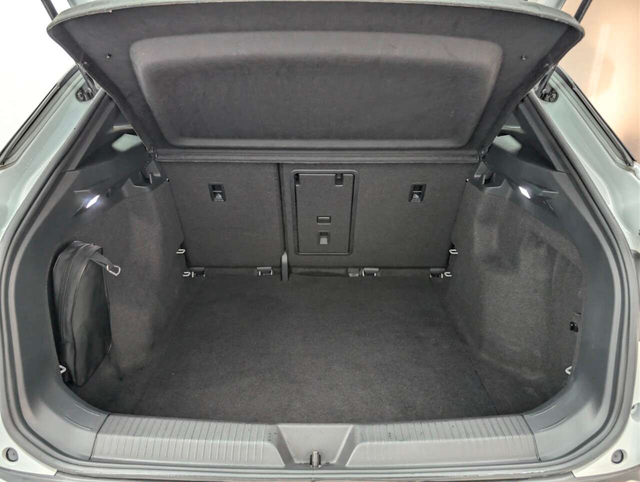 2021 VOLKSWAGEN 181 2021 VOLKSWAGEN 181