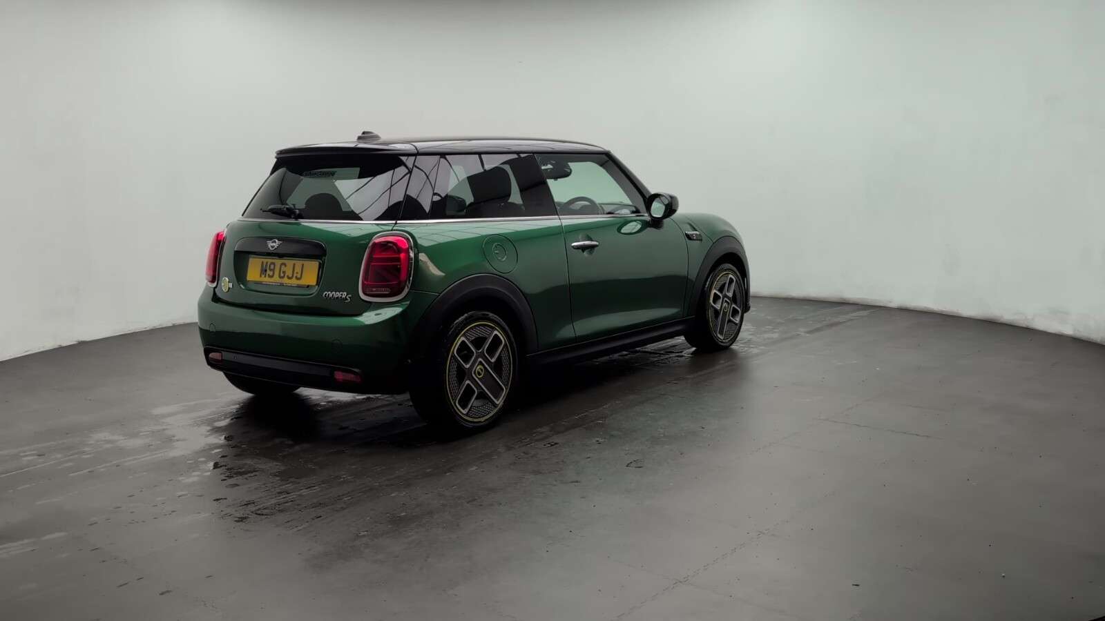 2021 MINI ELECTRIC HATCH 2021 MINI ELECTRIC HATCH