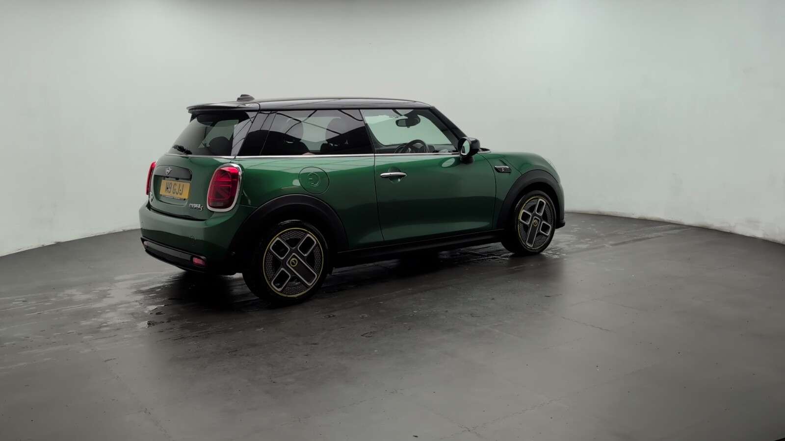 2021 MINI ELECTRIC HATCH 2021 MINI ELECTRIC HATCH