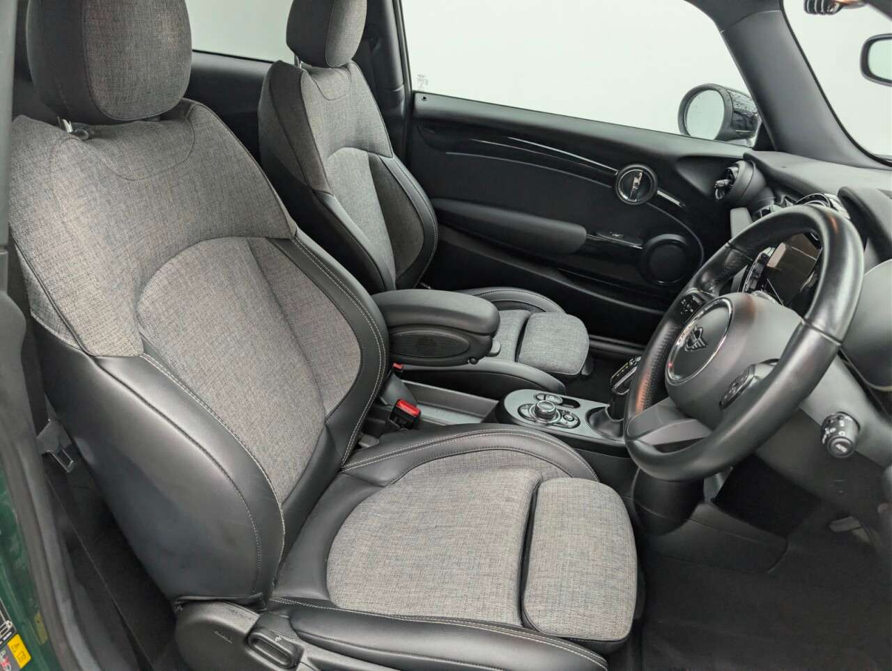 2021 MINI ELECTRIC HATCH 2021 MINI ELECTRIC HATCH