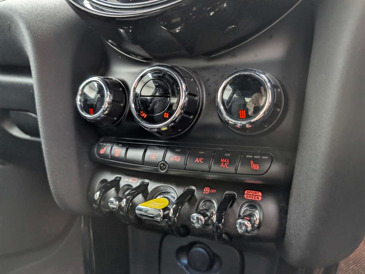 2021 MINI ELECTRIC HATCH 2021 MINI ELECTRIC HATCH