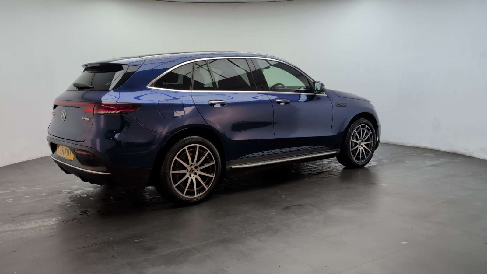 2021 MERCEDES-BENZ EQC 2021 MERCEDES-BENZ EQC