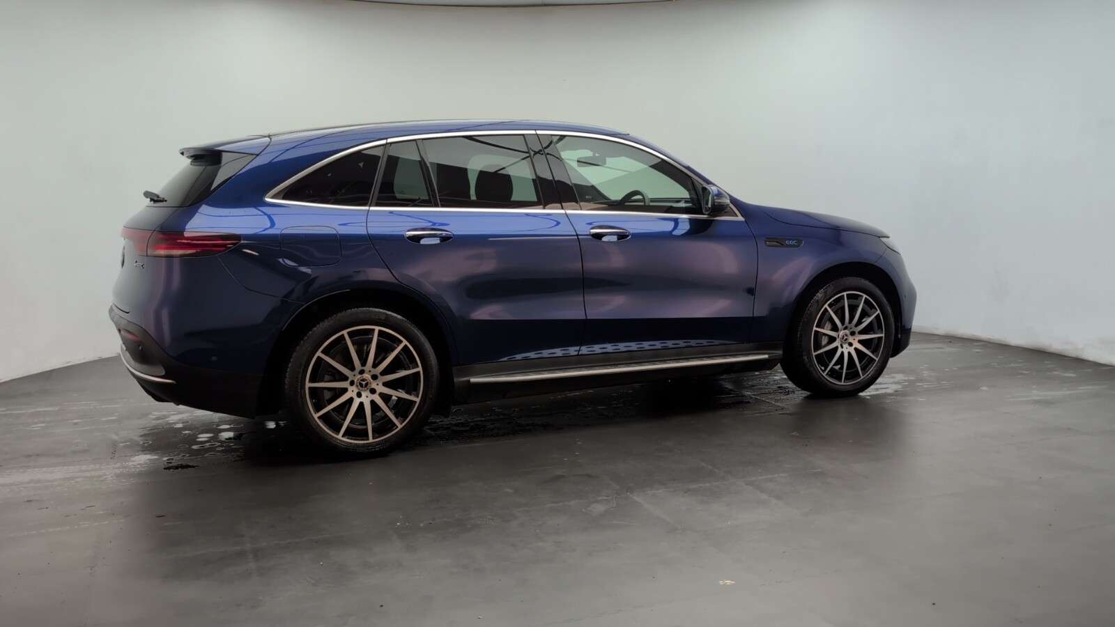 2021 MERCEDES-BENZ EQC 2021 MERCEDES-BENZ EQC