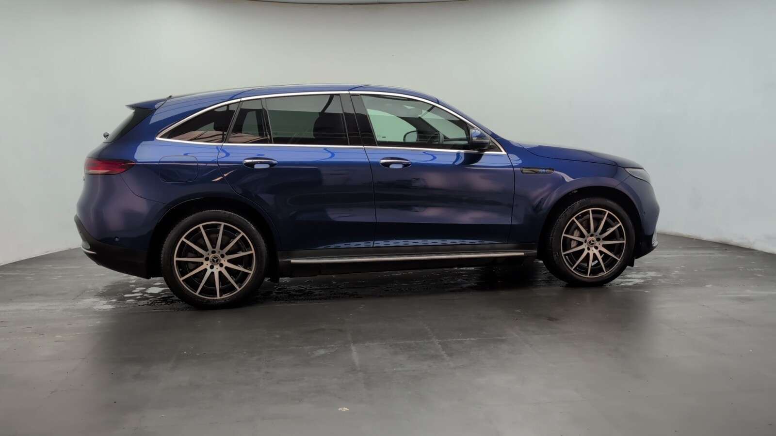 2021 MERCEDES-BENZ EQC 2021 MERCEDES-BENZ EQC